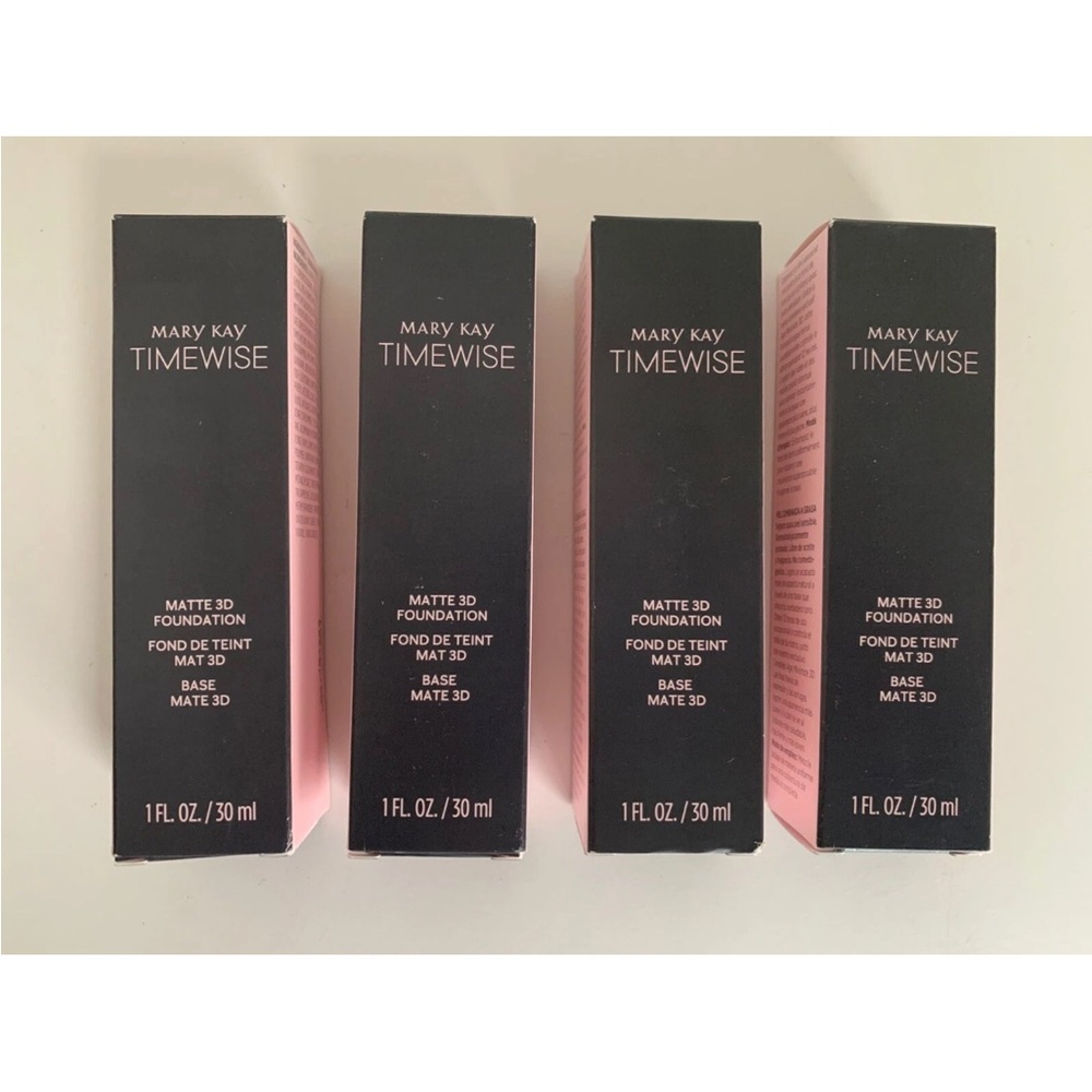 Ivory C 110 Matte 3D Foundation - Combo to Oily Skin - Timewise Mary Kay lot